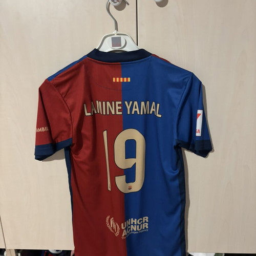 Barcelona Lamine Yamal kids jersey