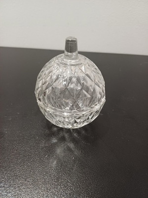 Crystal box with lid sphere like new