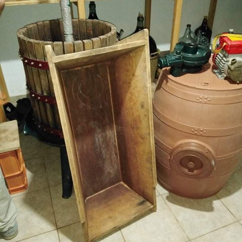 Winery equipment used, complete set