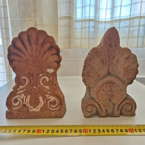 Two old akrokerama, height 24cm