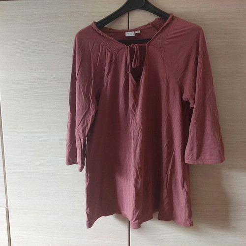 Esprit women's tshirt brick red size Large used