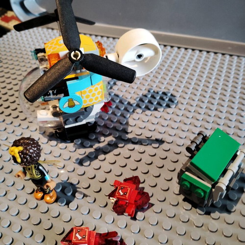 Lego DC Super Hero Girls Bumblebee Helicopter used