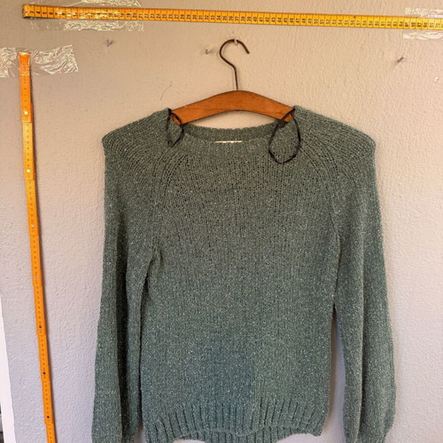 H&M women's green knitted sweater like new, size XS