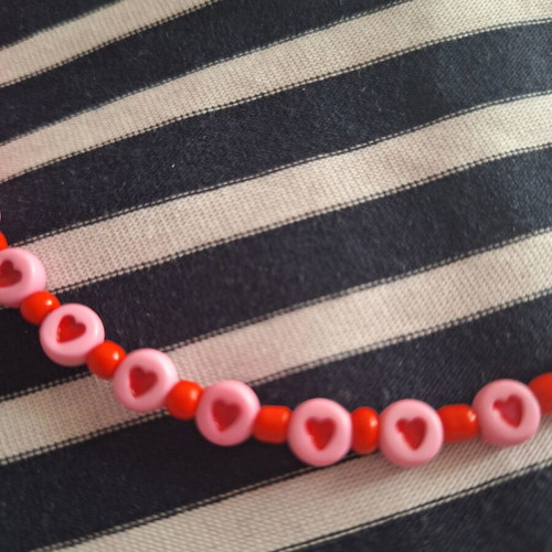 Handmade necklace with hearts, new, red and pink