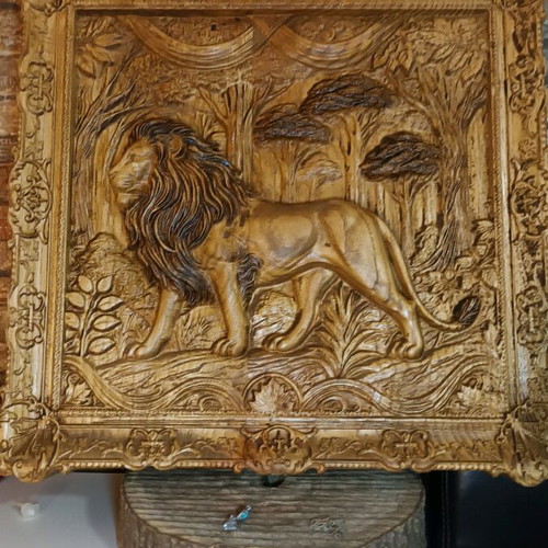 Wooden panel Lion new, size 46-46-6 cm
