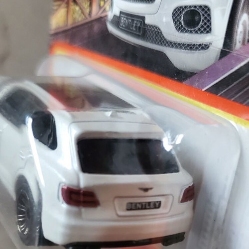 Matchbox Bentley Bentayga toy car like new