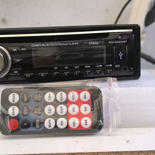 Radio CD Player Osio like new with remote, MP3, USB, Bluetooth