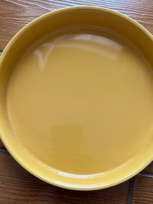 Artemis ceramic tart pan, mustard yellow