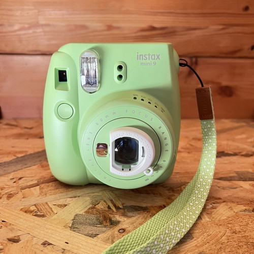 Fujifilm Instax Mini 9 Lime Green instant camera like new