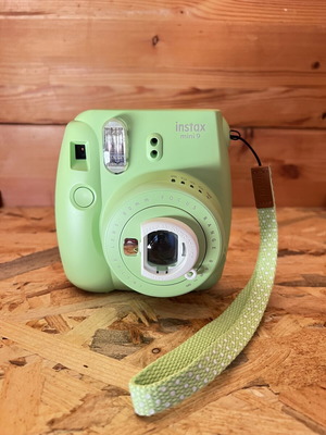 Fujifilm Instax Mini 9 Lime Green instant camera like new