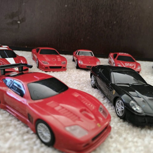 Ferrari toy car collection used, pack of 8 pieces