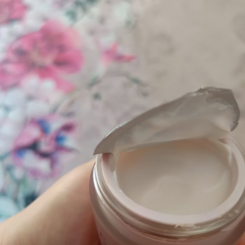Caudalie Resveratrol-Lift Firming Cashmere Face Cream