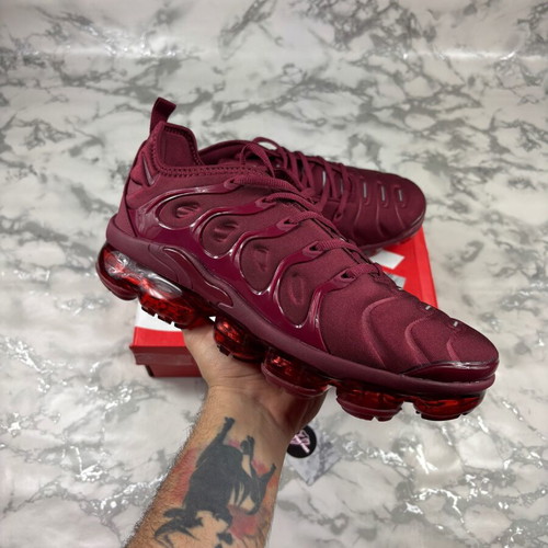 Nike Vapormax Plus shoes made to order, burgundy