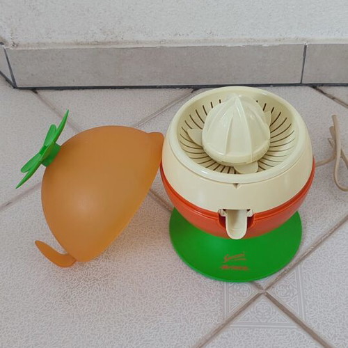 Vintage Ariete Spremi Ariete electric orange juicer like new
