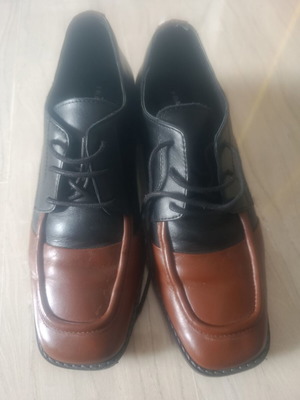 Fratelli Petridi moccasins size 37 like new, two-tone black and brown