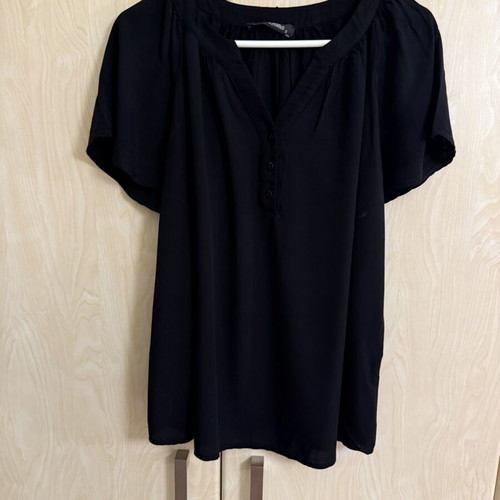 Plus size black short sleeve blouse
