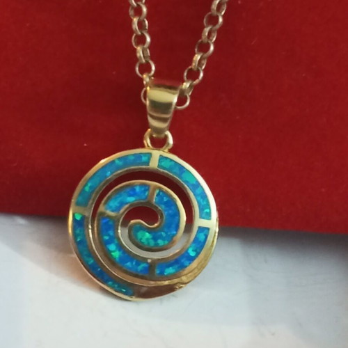 Silver 925 gold plated necklace with synthetic opal, like new