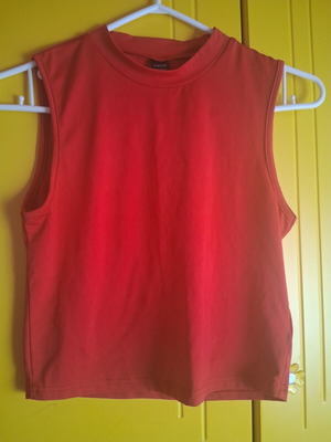 Red sleeveless crop top Shein like new