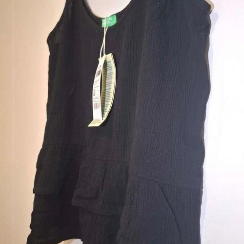 Benetton black t-shirt new, size XS