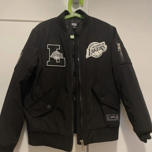 LA Lakers Primark jacket black and white like new, size 134 cm