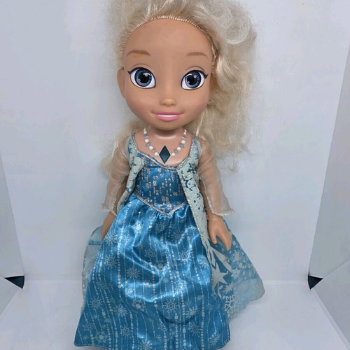 Elsa doll musical used
