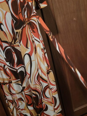 Mako dress short, like new, brown and beige
