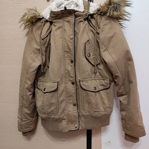 Noobass Women's Jacket Size M Like New, Beige Brown