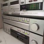 Ενισχυτής Akai AM-U310 σαν καινούργιος, 2 x 40 watts