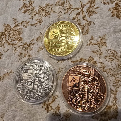 Bitcoin used for collection, set of 3 pieces