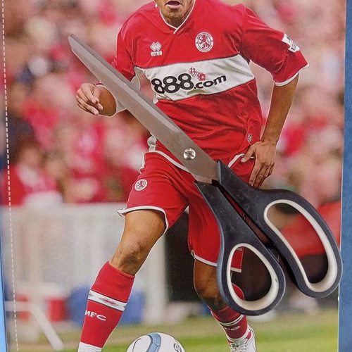 Match Football Magazine Issue 20-26/9/2005 like new with Adriano poster and 8 stickers