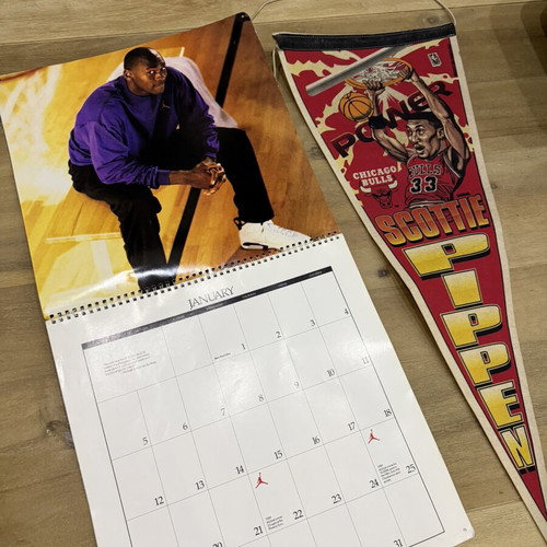 Vintage NBA Memorabilia used Michael Jordan 1992 calendar & Scottie Pippen felt pennant