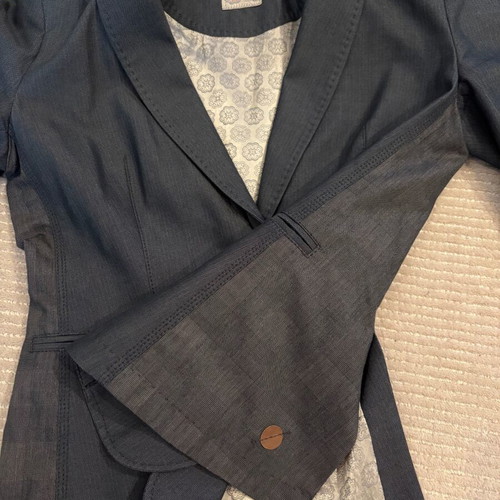 Hugo Boss tailored wool blazer women's jacket like new, dark gray
