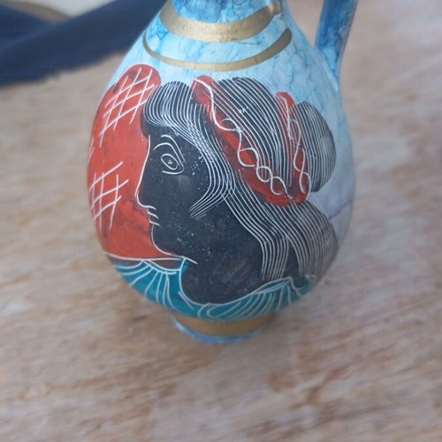 Decorative amphora used