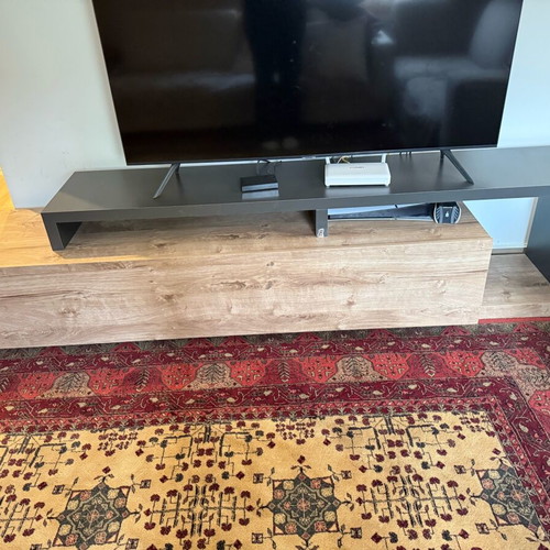 Living room cabinet like new, dimensions 220x45
