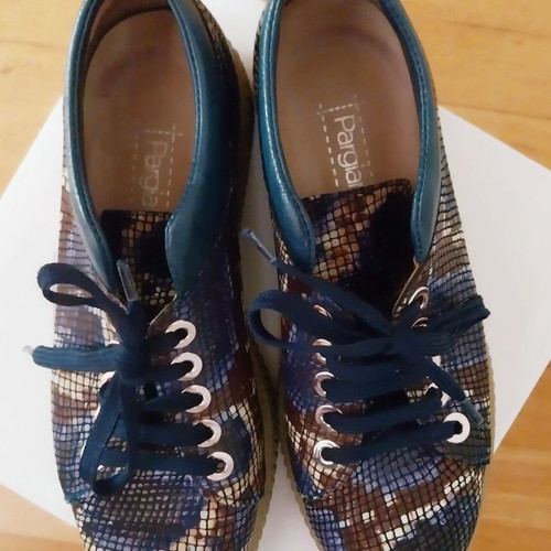 Pargiana leather animal print sneakers like new, blue and brown, size 38