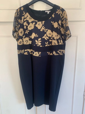 Chris evening dress set with bolero like new, dark blue and gold lace