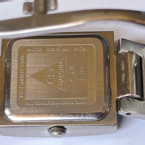 Quantum women's quartz watch with bracelet, very good condition