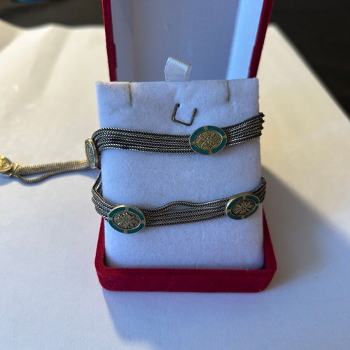 Silver 925 necklace like new, silver color