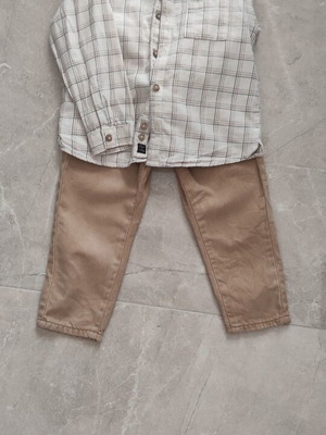 Mayoral set with beige pants and classic checkered shirt like new