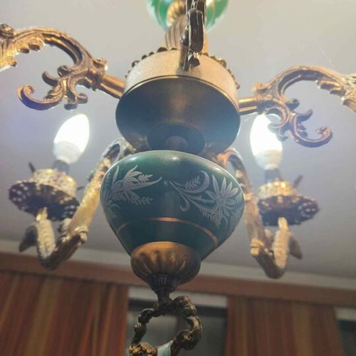 Vintage chandelier like new