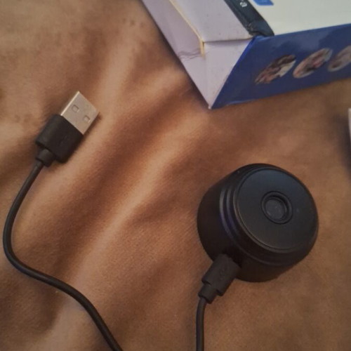 IP Battery Camera HD like new, WiFi connection, microSD card