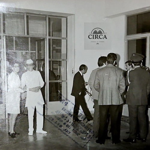 44 Journalistic Photos of Alexandros Onassis Funeral like new