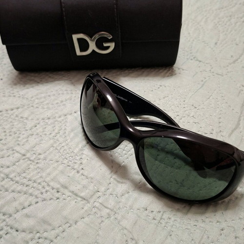 Dolce & Gabbana women's sunglasses used, oval black frame