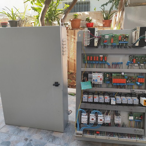 Industrial electrical control panel like new with contactors and relays