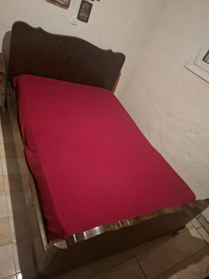 Wooden bed used walnut 200×138 cm with mattress