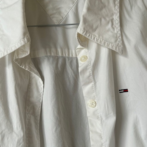 TOMMY HILFIGER, No M, women's shirt, white, three-quarter sleeves, used.
