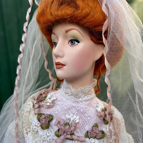 Franklin Heirloom Dolls Gibson Girl Anniversary Bride porcelain doll used