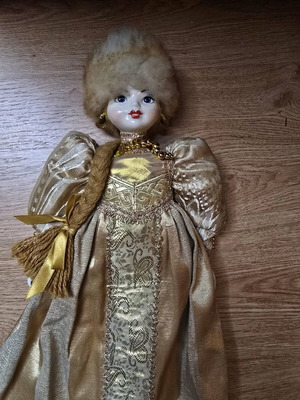 Russian handmade glass doll like new, golden with glass feet