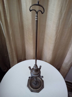 Μπρούτζινο τετράφωτο ρυθμιζόμενο λυχνάρι μεταχειρισμένο, αντίκα