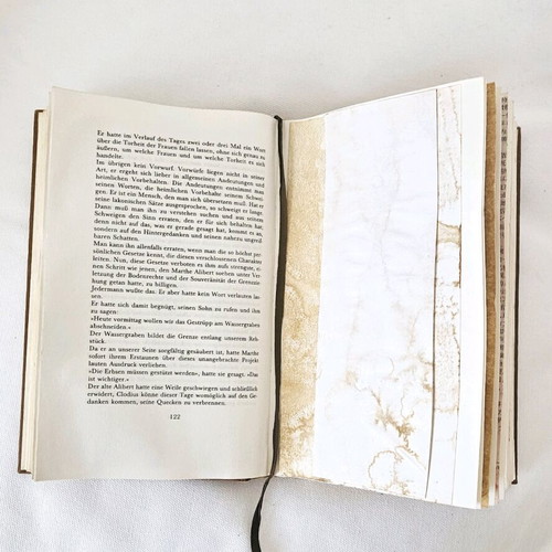 Refurbished book To Kane-Oti-Theleis with stones and 92 pages